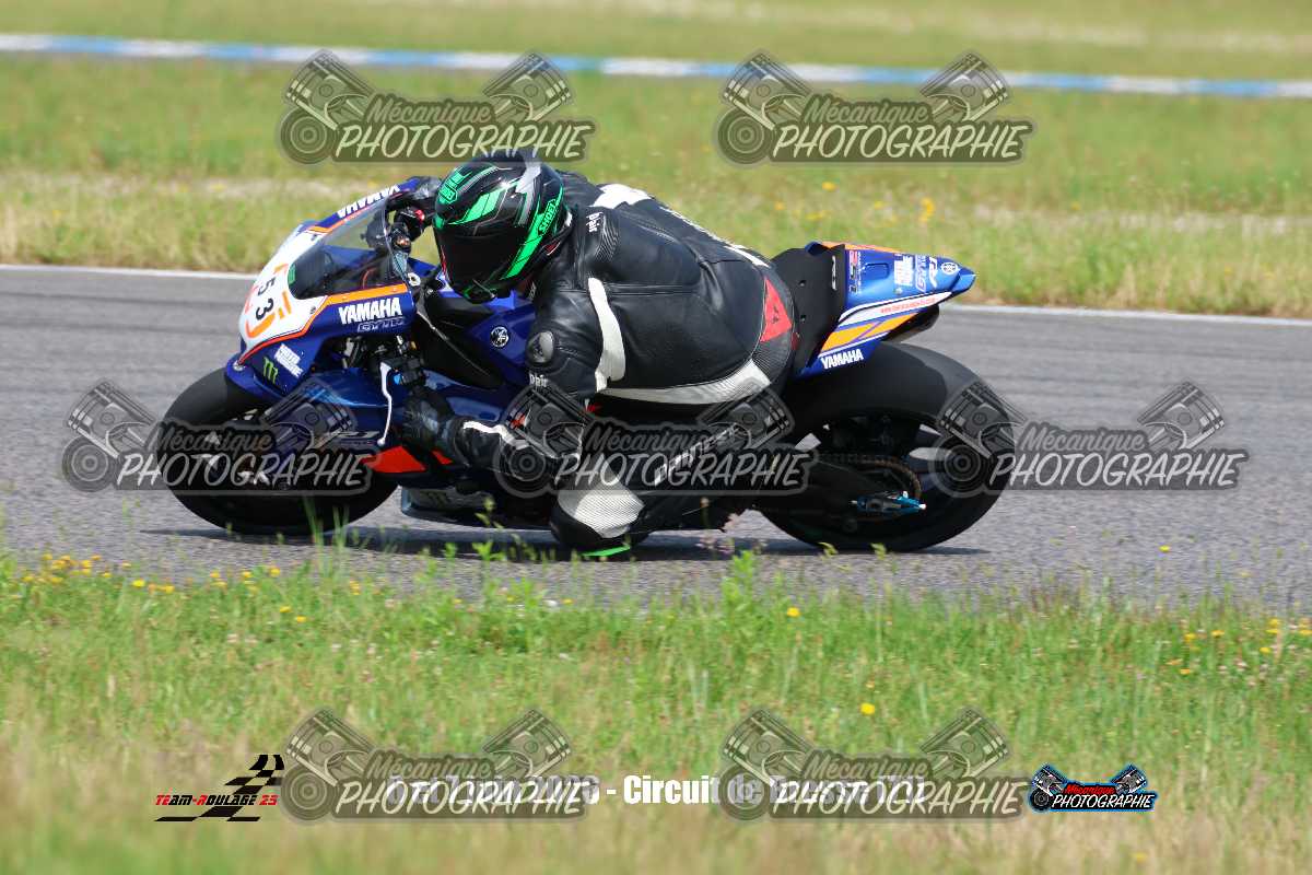 1245884