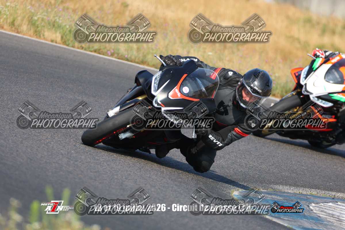 1265885