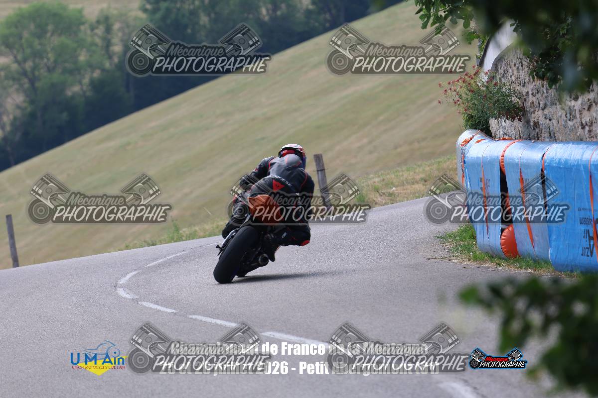 1268564