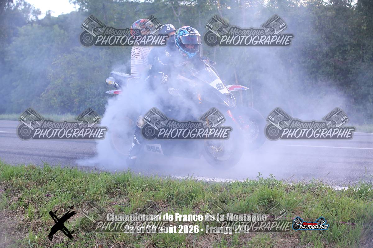 1301138